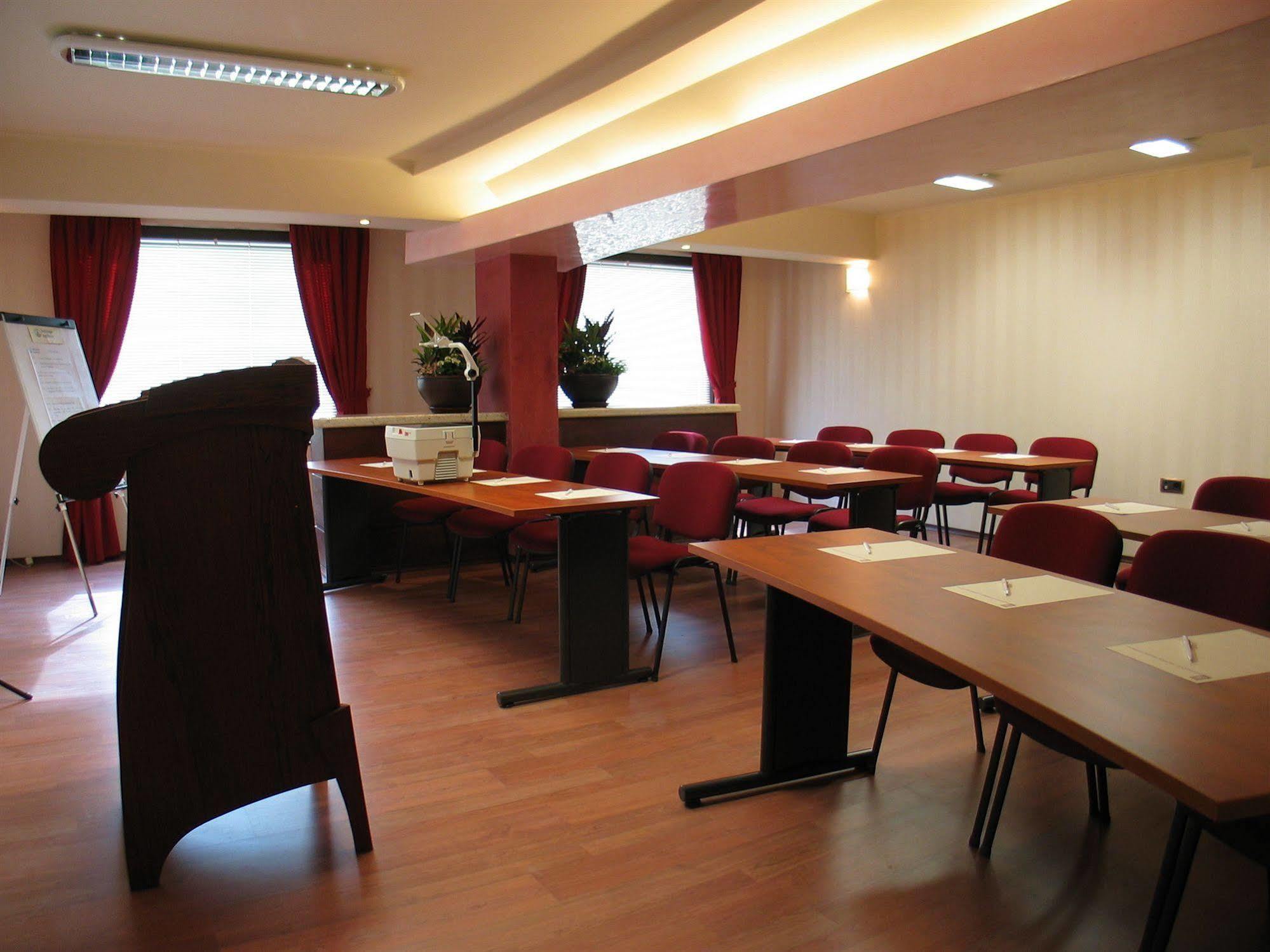 Capitol Hotel Varna Zařízení fotografie
