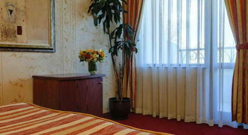 Capitol Hotel Varna Exteriér fotografie